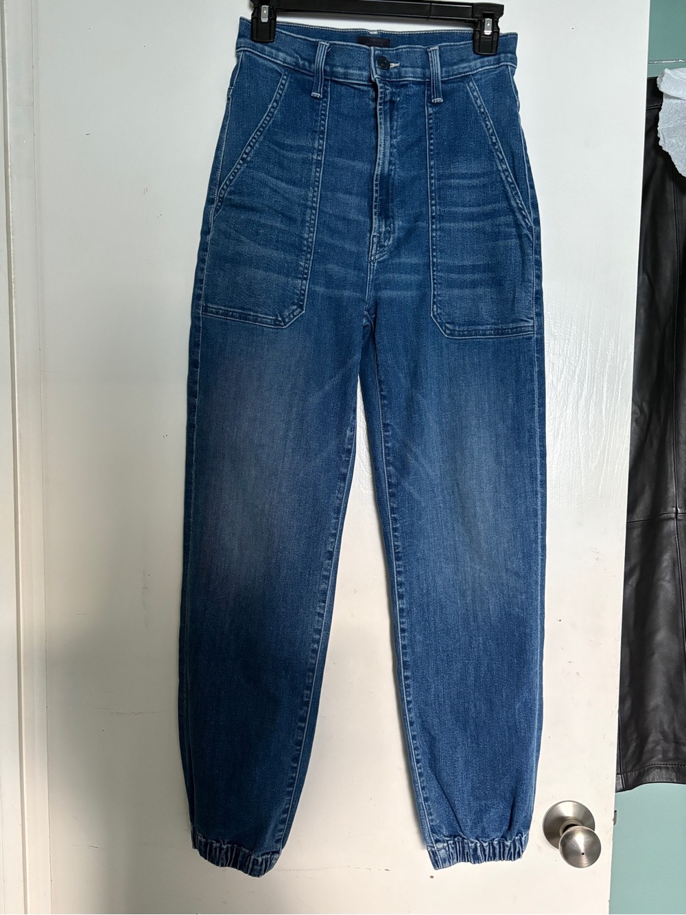 MOTHER High-Rise Medium Blue Cropped Jogger Jeans - Picture 2 of 7